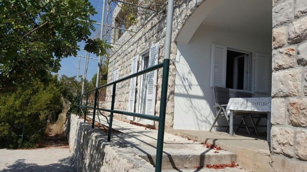 Holiday Home Odiseja Слано Екстериор снимка